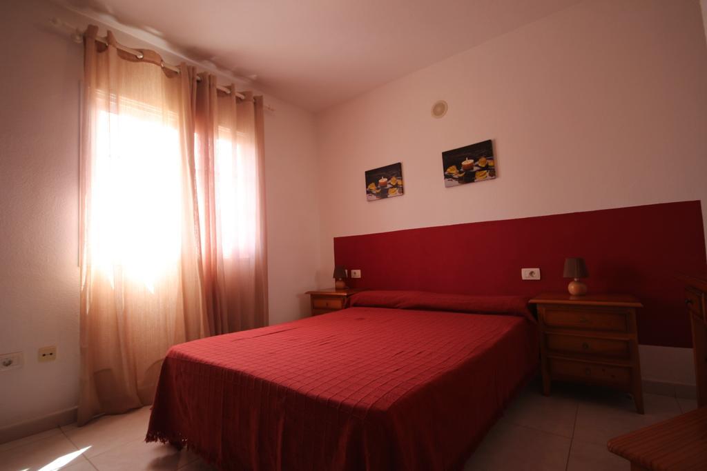 Apartamentos Isla Tenerife Sur (Adults Only) Тенерифе Номер фото